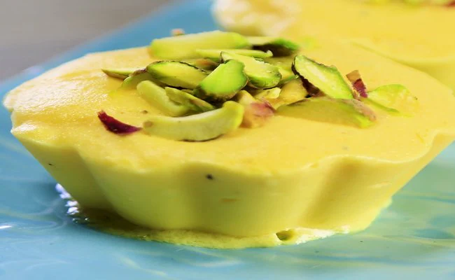 Mango kulfi – creamy traditional Indian dessert